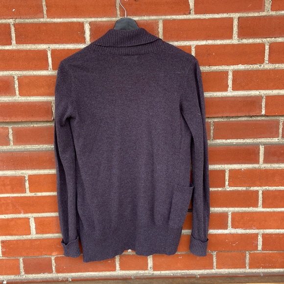 Urban Outfitters (silence + noise) purple oversized cardigan with pockets - Picture 3 of 3